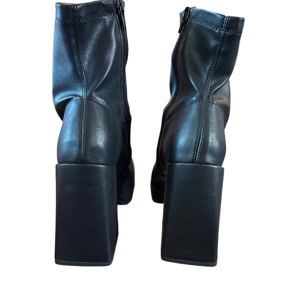 Wild Pair Beautee Platform Heeled Booties Square Toe Block Heel NEW Size 7 - Picture 4 of 11